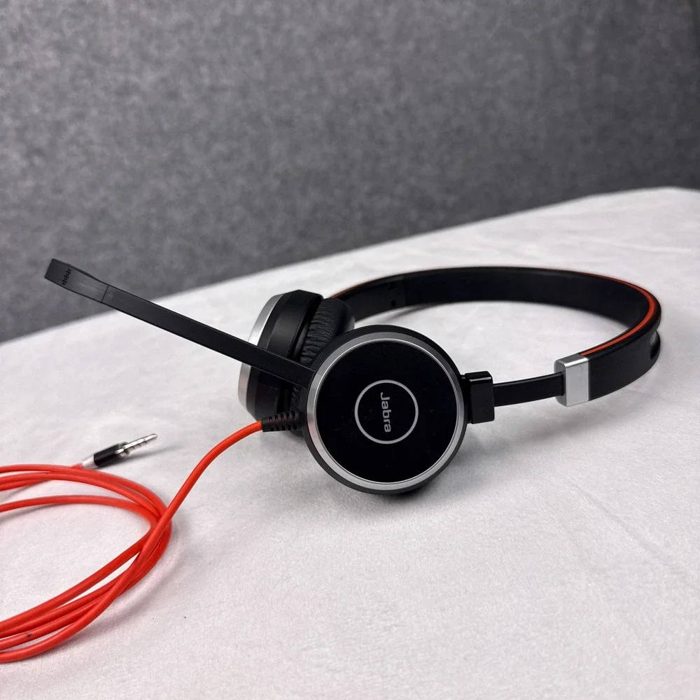 Jabra Evolve 40 Wired Stereo Headset HSC017 Black Red 3.5mm Noise Canceling Mic